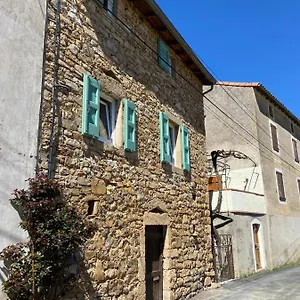 maison-albertine.midi-pyreneeshotels.com/
