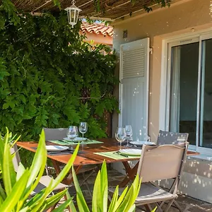 rsidence-les-pescadires.fr-provencehotel.com/